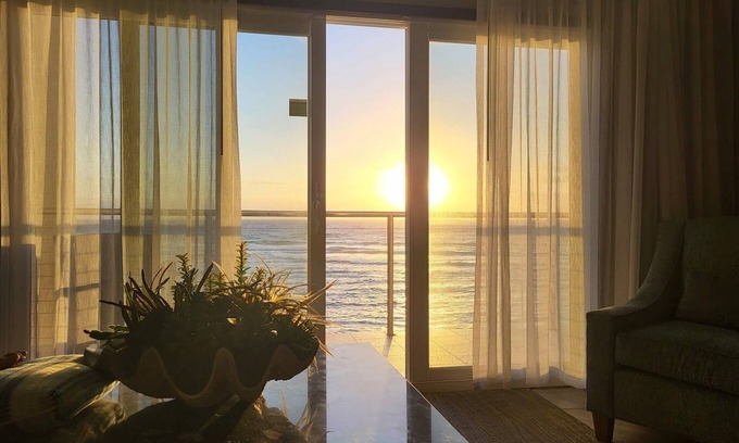 Rambaud Apartment | Luxueux appartement devant la mer de 160 m² 3 grandes chambres pour 8 personnes