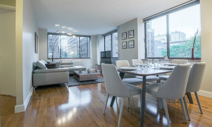 Upper West Side Apartment | Luxurious 2 Beds 2 Bath Unit in NYC!