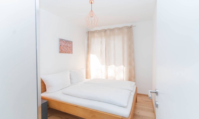 Grinzing Apartment | Luxurious apartment with big balcony near city center