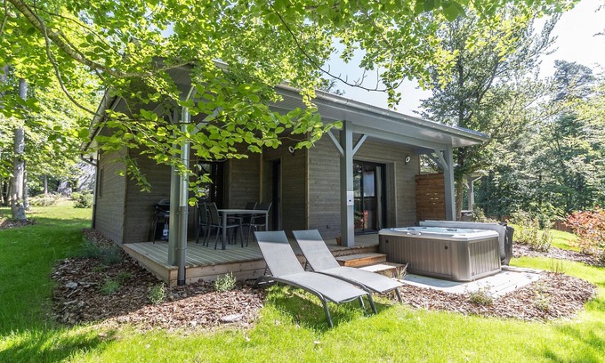 Le Chambon-sur-Lignon Cottage | Luxurious Lodge with Private Jacuzzi, Pool, and Gym Access near Chambon-sur-Lignon Golf Course