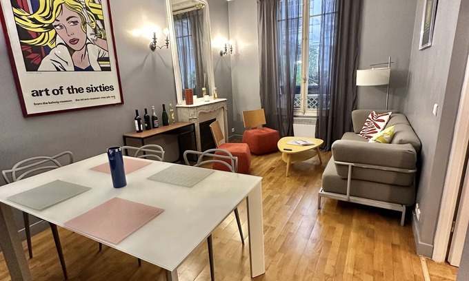 Ternes Apartment | Luxurious Quiet 2 Bedroom with Huge Private Terrace close to Champs Elysées