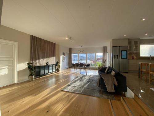 Hisings Backa Apartment | Luxurious villa with free parking