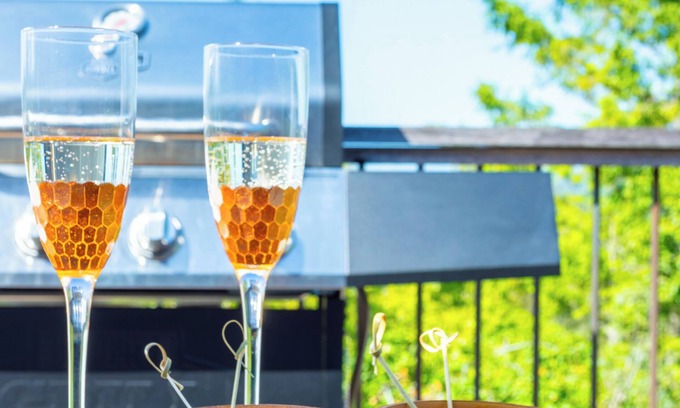 Freestone Cottage | Luxurious wine country retreat with spectacular views