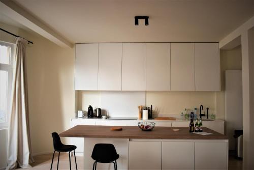 Antwerp Apartment | Luxury 2 Bedroom - Antwerp City Centre