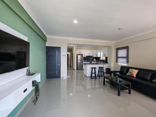 Paraiso Apartment | Luxury 2 Bedroom Apartment with mountain views, near the Beach in Paraiso, Barahona