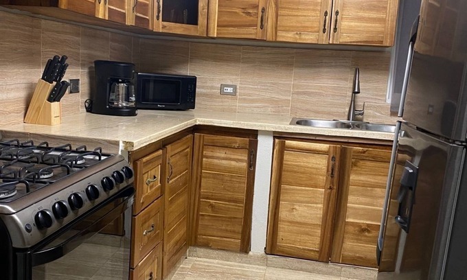 San Cristobal Apartment | Luxury 2BR 2BA APT W. AC & Garage