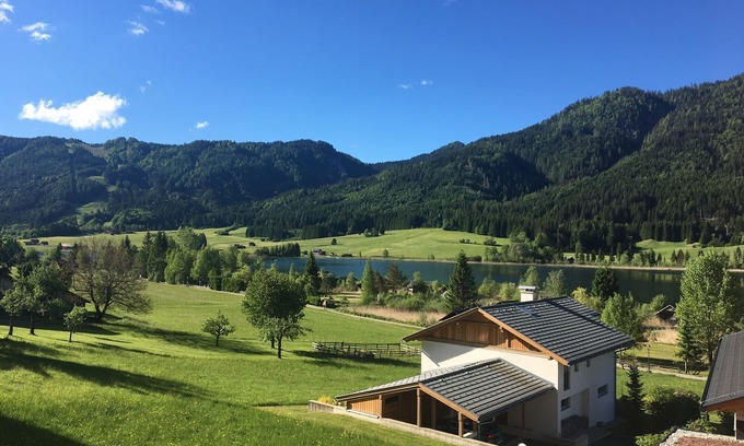 Weissensee Condo | Luxury 3 room-Whg. directly on the Weissensee