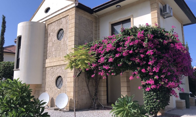 Kyrenia District House | Luxury 4 Bedroom, 3 Bathroom Mediterranean Villa in Lapta minutes from the Sea