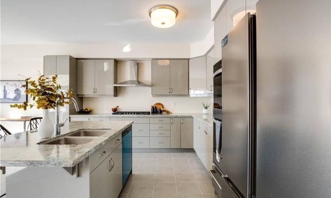 County of Brant House | Luxury 5BD 4BR Sleep 12 - Large Groups, Family, Events , Wedding near Brantford