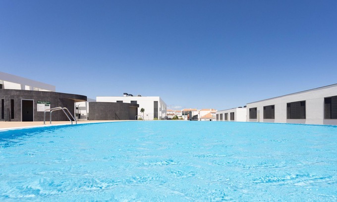 Los Gavilanes Apartment | Luxury Alegranza with pool