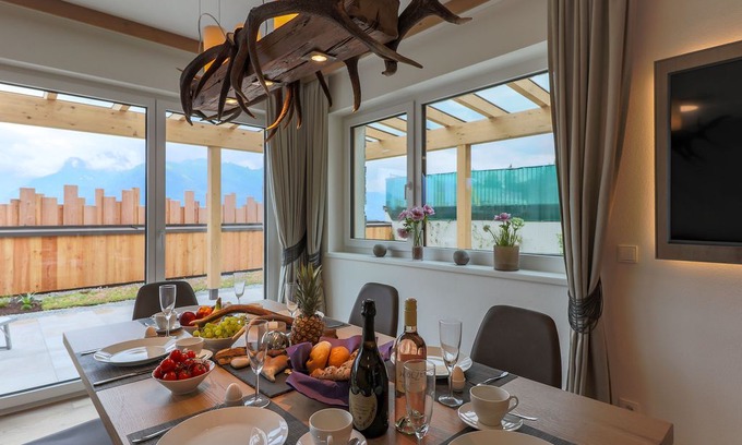 Paß Thurn Apartment | Luxury Apartment in Mittersill with Sauna