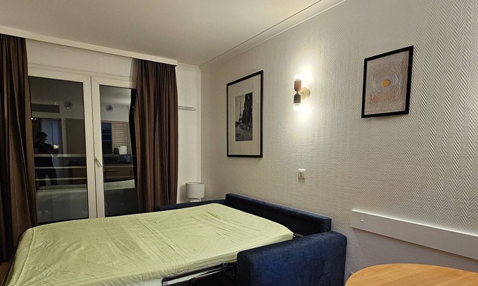 Cœur de Ville Apartment | Luxury Apartment with Jacuzzi