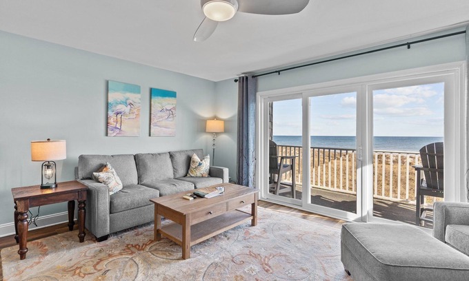 North Carolina Coast Condo | Luxury Condo- Contemporary Oceanfront-Complete Remodel Keyless Checkin-RR Host