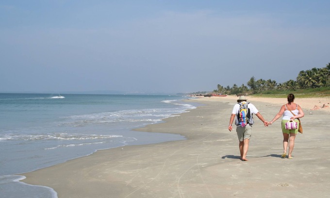 Orlim Villa | Luxury Detached 3 bedroom en-suite Sunset View Beach Villa, 200 mtr Varca Beach