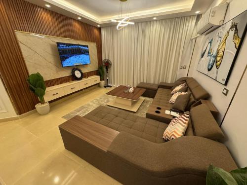 Ash-Shruq Apartment | Luxury diamond apartment in wesal residences compound