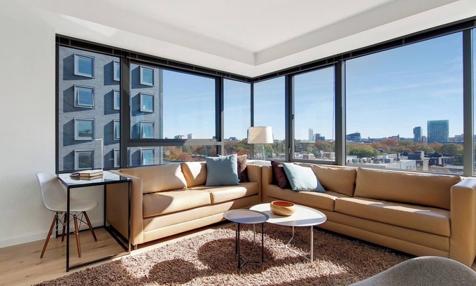 West Fens Apartment | Luxury Fenway-Kenmore Two Bedroom with Amenities