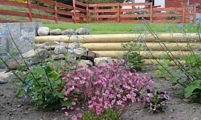 Fearn Cottage | Luxury Fisherman's Cottage in quiet Highland Village Location.