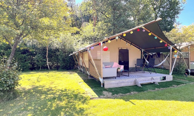 Hulshorst House | Luxury glamping at fun park on the Veluwe