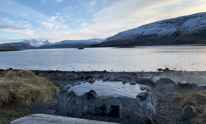 Kjosarhreppur House | Luxury Hilltop Lodge with natural geothermal hot spring and panoramic views