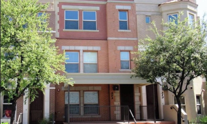 Riverside House | Luxury Home/Downtown Tempe/ASU/Mill Ave/Tempe Lake