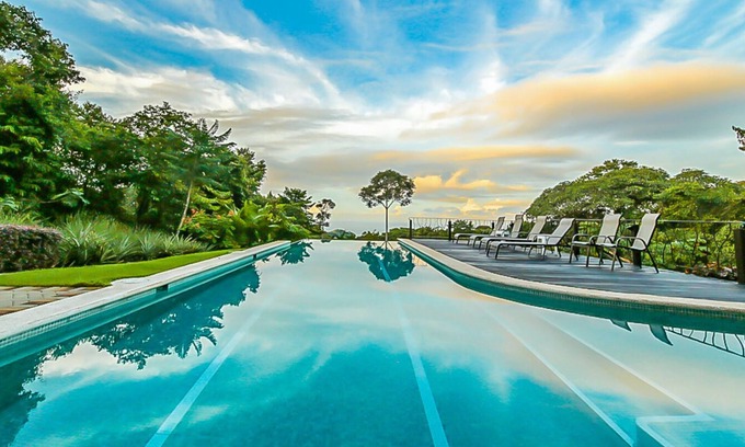Dominicalito Villa | Luxury Jungle Villa~Honeymoon Privacy~Ocean View~Infinity Pool~Wildlife~A/C