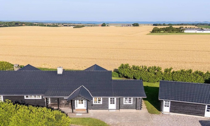 Spøttrup House | Luxury Lodge with Limfjord View - By Traum Ferienwohnungen