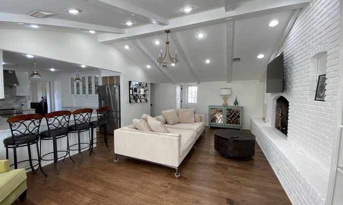 Artesia House | Luxury Marble Getaway for a place you’ll never want to leave