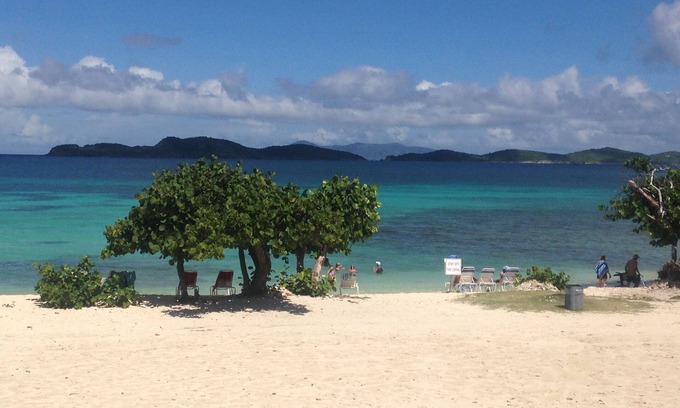 Cabes Point Condo | Luxury Oceanfront - Sapphire Beach Condos🐠