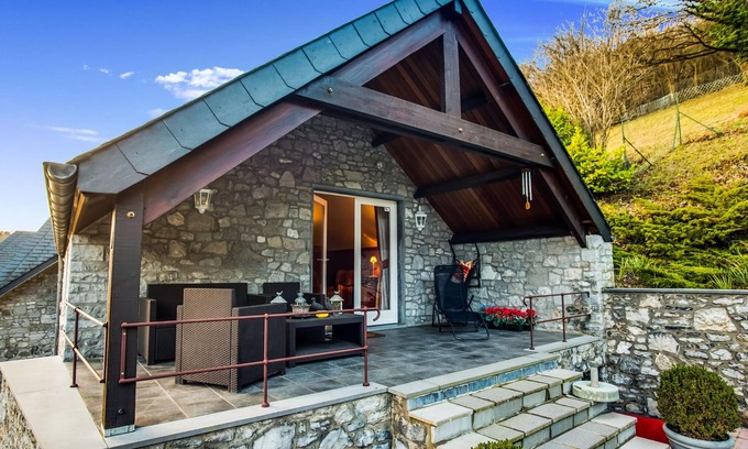 Sosoye House | Luxury Pool Villa in Sosoye