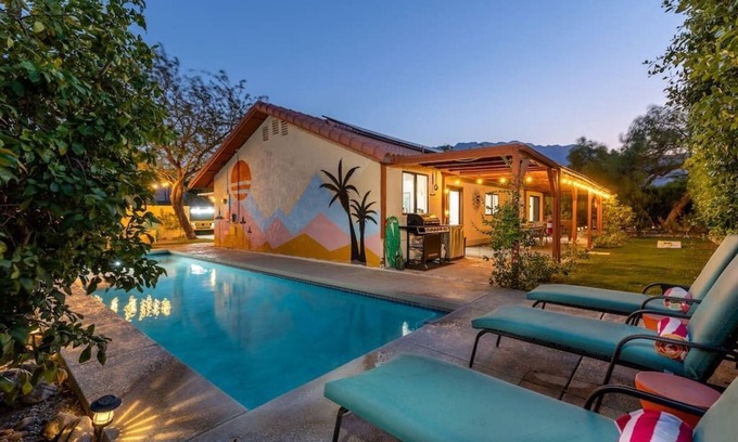 Desert Park Estates House | Luxury Poolside Retreat in Palm Springs