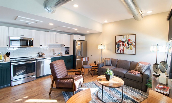 Duluth Apartment | Luxury Residential Suite Duluth Press 202