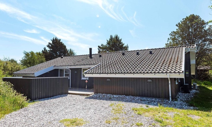 Torup Strand House | Luxury Retreat with Pool - By Traum Ferienwohnungen