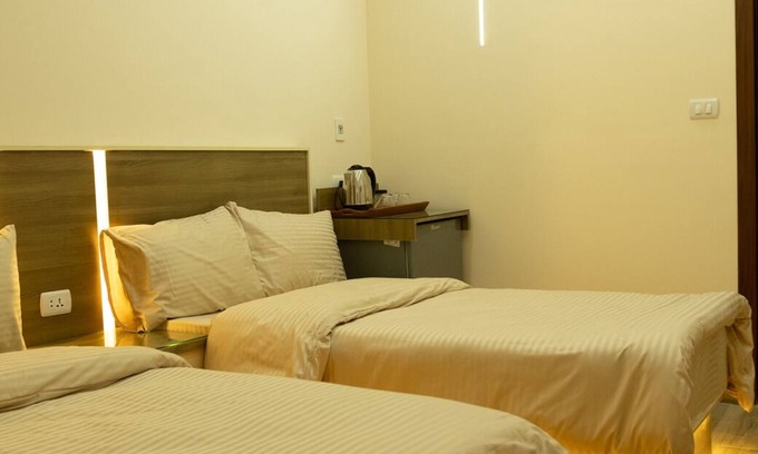 Al-'Umraniyah Bed & Breakfast | Luxury room few steps away from the Great Pyramids and Sphinx