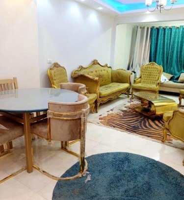 Al-Khalifa Apartment | Luxury Stay at Mokktam Heights