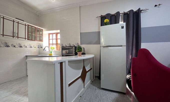 Stone Town Apartment | Luxury Stone Town Suite - Centrally Located