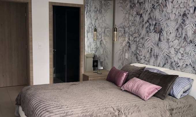 La Carolina Apartment | Luxury suite 16th floor of the best building in Quito