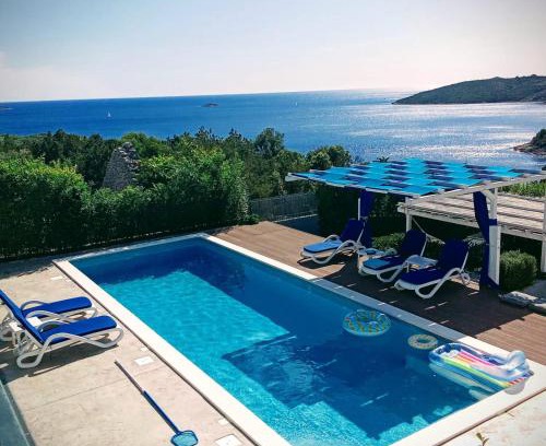 Vinisce Villa | LUXURY VILLA ŠENTADA