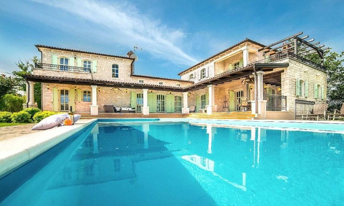 Brinje Villa | Luxury villa in Barat with a wellness