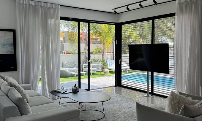 Herzliya Villa | Luxury Villa in Herzeliya