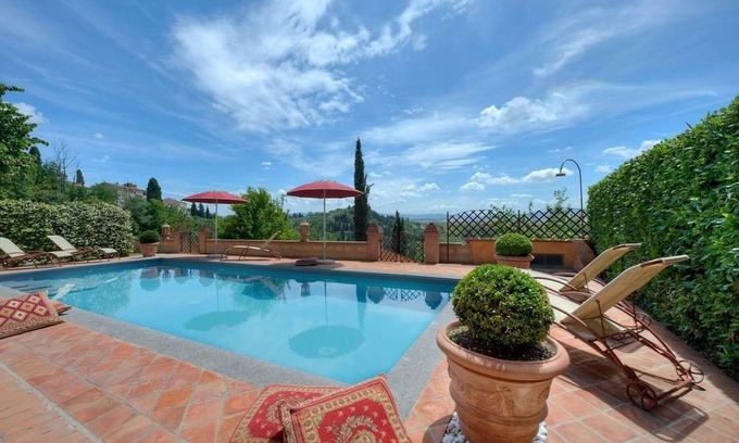 Fabbrica House | Luxury villa near Volterra,Pool,Wi-Fi,Airco,village walk distance,stunning view