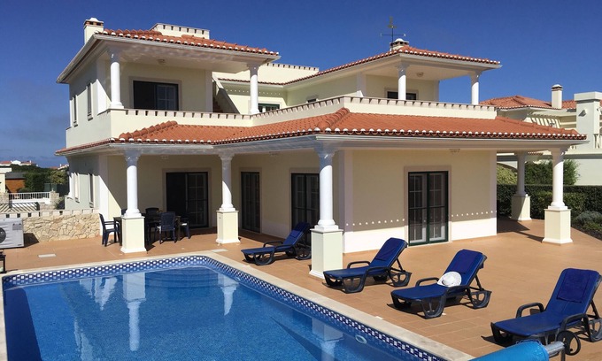 Praia del Rei Villa | Luxury villa, private pool, quiet location, view of golf course and ocean