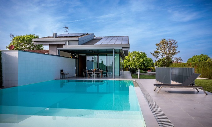 Arzergrande Villa | [LUXURY] VILLA Rubin with POOL, GYM & SPA