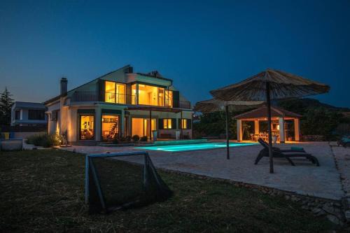 Sibenik Villa | Luxury villa with a swimming pool Vrpolje, Sibenik - 21843