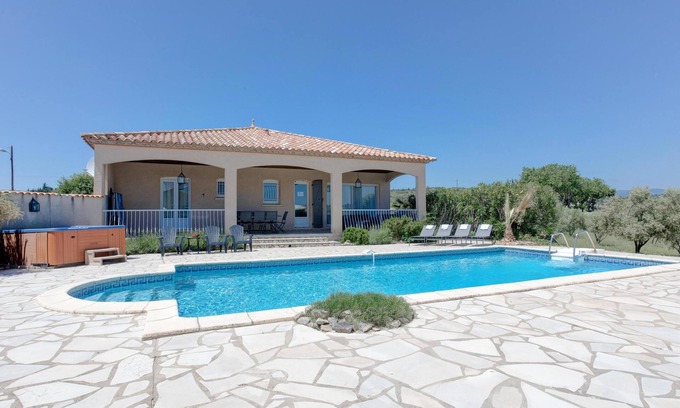 Aigne Villa | Luxury villa with private pool and hot tub