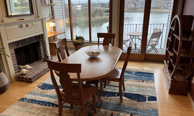 Portsmouth Condo | Luxury waterfront condo in downtown Portsmouth