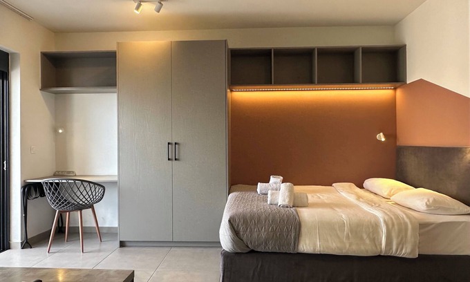 Moschato-Tavros Apartment | M & M 7 IN THE CITY