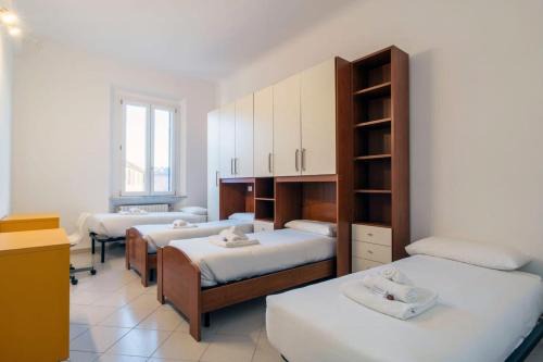 Quartiere Mazzini Apartment | M3 10 min Duomo Luxury Fondazione Prada House