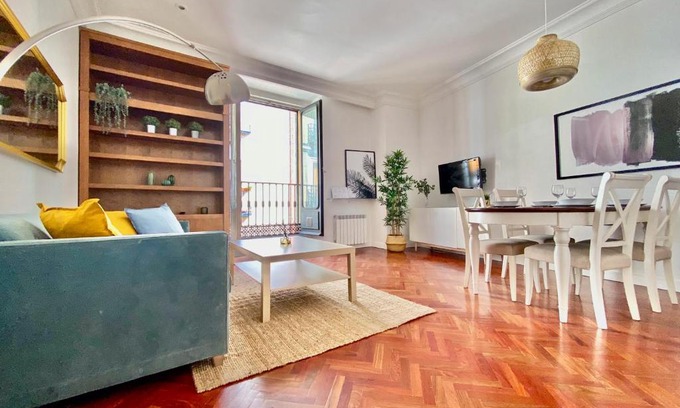 Malasana Apartment | Madrid Palazzo - Palacete en Malasaña