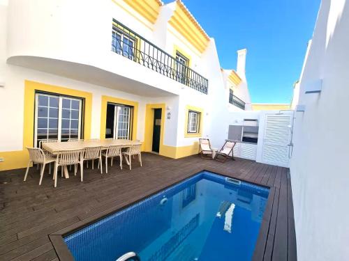 Montenegro Villa | Mae Joana pool&beach Faro villa
