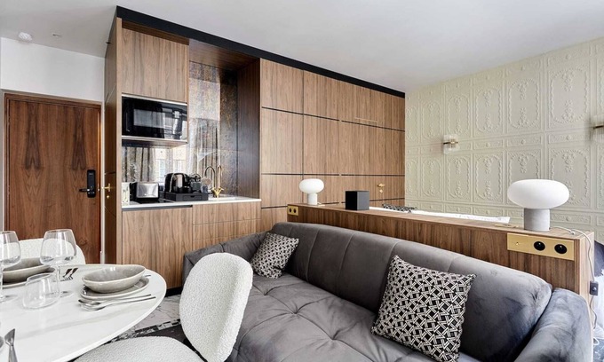 Paris City Center Apartment | Magnificent and new studio Louvre - Palais Royal